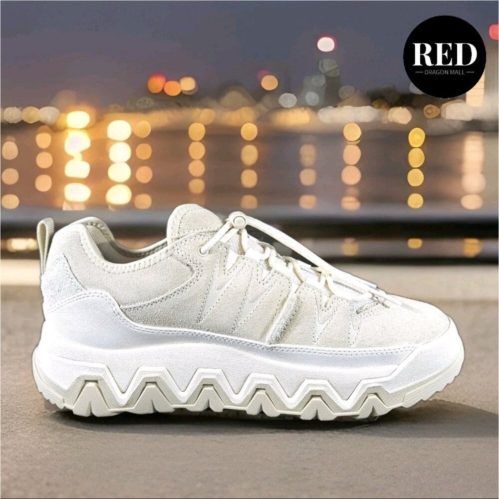 UGG CapTrail Low Waterproof Beige Hiking Outdoor Trail Sneakers - Women's Sz 10 - Picture 11 of 14